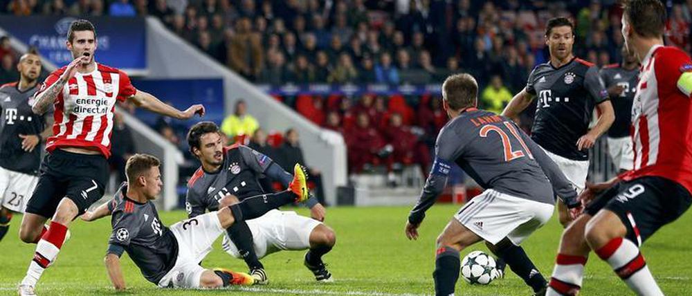 Überlegen. Die Bayern drehten in Eindhoven einen Rückstand.