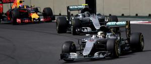 Hamilton vor Rosberg. Manchmal kann auch ein Zweiter Freude bereiten.