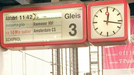 Lange her. 1998 hielt am Bahnhof Zoo noch ein Interregio nach Amsterdam. Verspätung gab’s auch. 