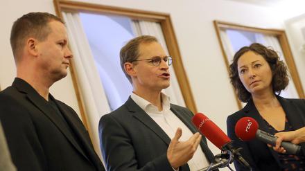 Noch viel zu tun. Die Spitzen von Linken (Klaus Lederer), SPD (Michael Müller) und Grünen (Ramona Pop) verhandeln über eine Regierungskoalition.