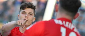 RB Leipzigs Marcel Sabitzer (l.).