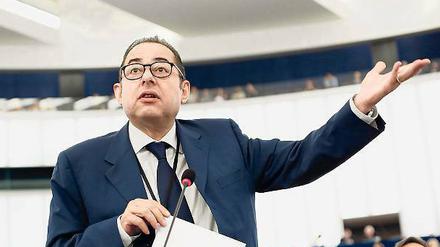 Umstritten. Dem Italiener Pittella droht ein deutscher Gegenkandidat. Foto: M. Cugnot/dpa