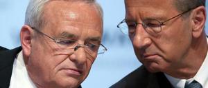 Martin Winterkorn, Vorstandsvorsitzender der Volkswagen AG (l.) und VW-Finanzvorstand Hans Dieter Pötsch (aufgenommen 2014).
