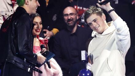Dafür war, Dutch DJ Martin Garrix, einer der Gewinner des Abends. Er bekam den Best Electronic-Award.