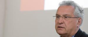 Joachim Herrmann sieht den politischen Islam als große Bedrohung für Deutschland. 