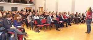 Der Saal der Treffpunktgemeinde war am Donnerstagabend voll.