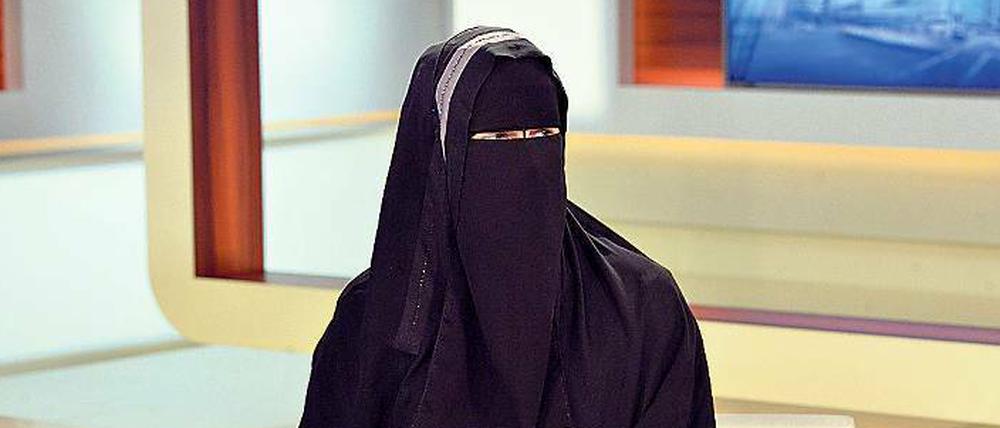 Nora Illi, die Frauenbeauftragte des „Islamischen Zentralrats Schweiz“, trat bei „Anne Will“ vollverschleiert im Nikab auf