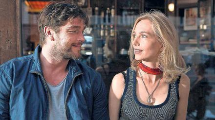 Tanz auf dem Vulkan: Aus der Zufallsbekanntschaft von Martin (Ronald Zehrfeld) und Lena (Ursina Lardi) wird eine ausgewachsene Affäre. 