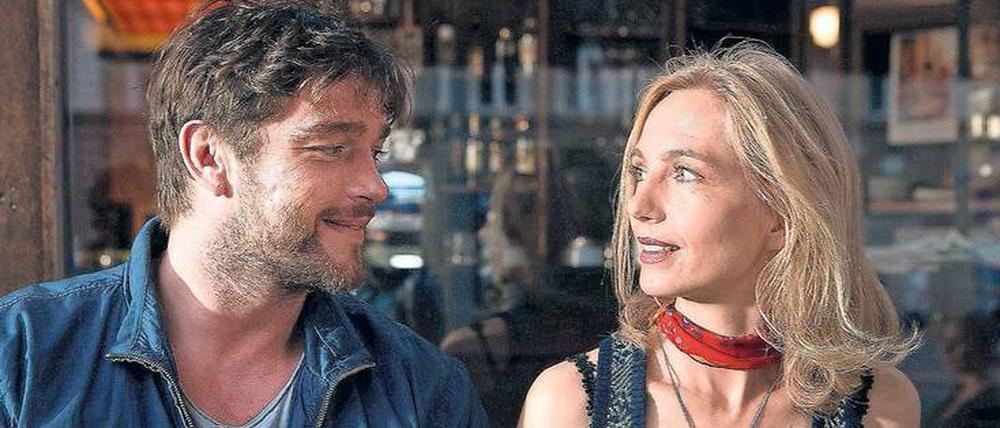 Tanz auf dem Vulkan: Aus der Zufallsbekanntschaft von Martin (Ronald Zehrfeld) und Lena (Ursina Lardi) wird eine ausgewachsene Affäre.
