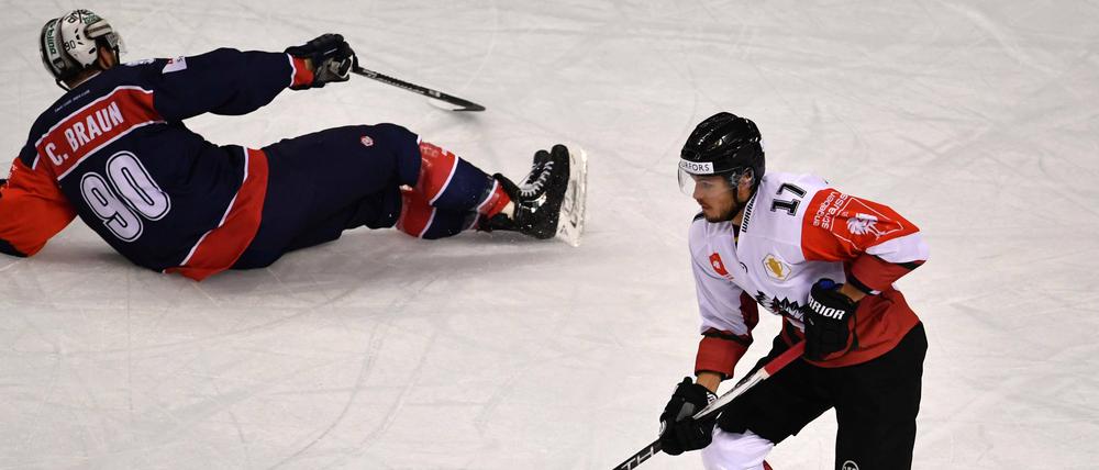 Harte Landung. Constantin Braun und die Eisbären hatten keine Chance gegen Fröulunda.