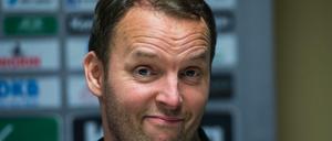 Pokerface. Dagur Sigurdsson könnte Trainer in Japan werden. Er selbst erklärt: Ich habe dazu nichts zu sagen."