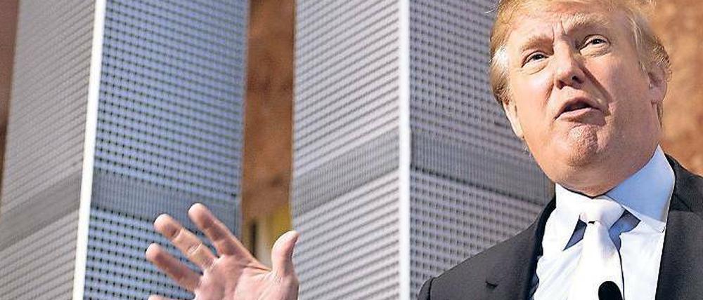 Remake. Donald Trump präsentierte 2005 in New York das Modell "Twin Towers II". Die am 11. September 2001 zerstörten Türme sollten wieder aufgebaut werden. Es kam anders. 