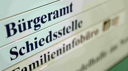 Eine einheitliche IT-Ausstattung, die elektronische Aktenführung und der flächendeckende Einsatz des Internet gehören zum angestrebten Programm für die Verwaltung.