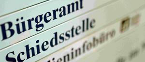 Eine einheitliche IT-Ausstattung, die elektronische Aktenführung und der flächendeckende Einsatz des Internet gehören zum angestrebten Programm für die Verwaltung.