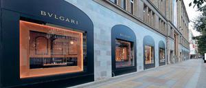 Neuer Glanz: Vor der Tür erinnern vergrößerte Schaufenster an die Anfänge des Kadewe.