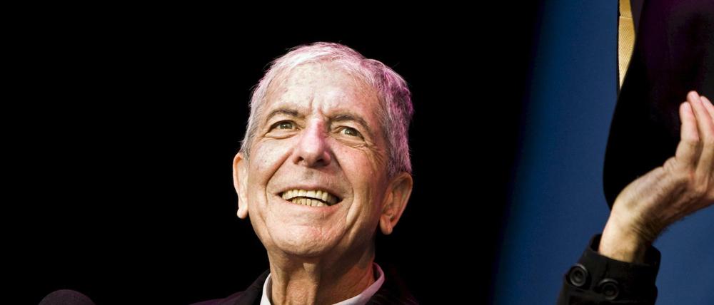 Leonard Cohen 2008 bei einem Konzert in Amsterdam