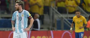 Allein in Gedanken. Messi.