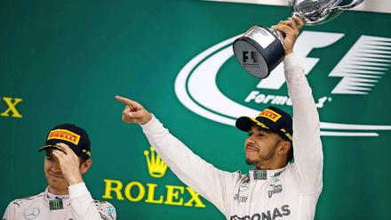 Wer siegt am Ende? Lewis Hamilton (re.) oder Nico Rosberg.