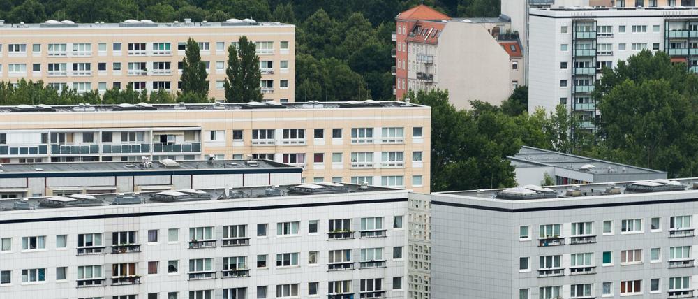 Die Erhöhung der Mieten hat in den letzten Jahren zu vielen Zwangsumzügen geführt.