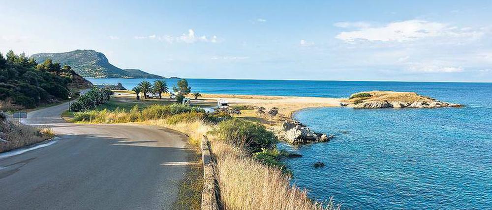 Griechische Landstraße: Hier bekommt man Antworten auf Fragen, die man sich nicht gestellt hat. 