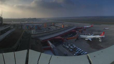 Blick vom Tower auf das Vorfeld.
