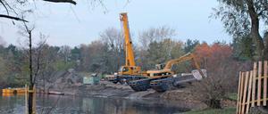 Die Badewiese ist derzeit eine Großbaustelle.