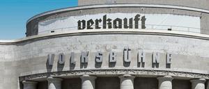 Die Volksbühne am Rosa-Luxemburg-Platz.