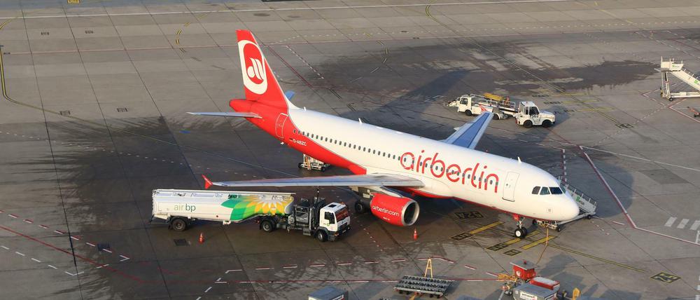 Eine Start- und eine Landebahn gibt es am Flughafen Tegel. 