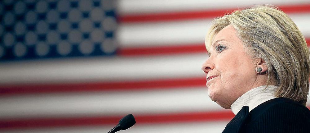 Hillary Clinton hat ihre Niederlage bereits eingestanden - verlangt sie jetzt eine Neuauszählung?
