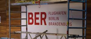 Für eine rasche Fertigstellung des neuen Hauptstadtflughafens BER hat die Flughafengesellschaft den Baufirmen Prämien zugesagt. 
