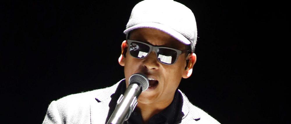 Xavier Naidoo, Jahrgang 1971, singt in der Arena am Ostbahnhof in Berlin.