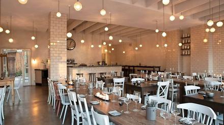 Industrial Chic, rauer Charme und nur über den Hotel-Hof zu erreichen: das Michelberger-Restaurant in Friedrichshain