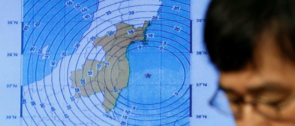Pressekonferenz zu dem Erdbeben und dem Tsunami vor Fukushima