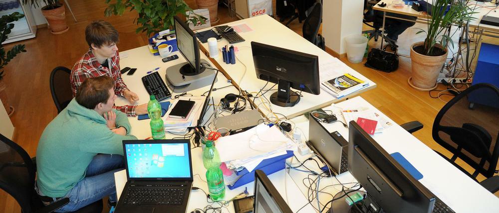 Von 9 bis 17 Uhr arbeiten? Das war gestern. Mitarbeiter wie Firmen wünschen sich flexiblere Arbeitszeiten.
