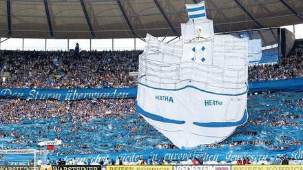 Vorwärts in die Vergangenheit. Herthas Ostkurve übt sich in Vorfreude. 