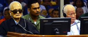 Die Rote-KhmerAnführer Nuon Chea (links) und Khieu Samphan verloren den Berufungsprozess.