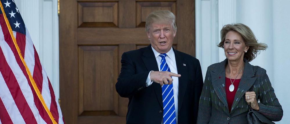 Endlich eine Frau. Donald Trump will Betsy DeVos zur Bildungsministerin machen.