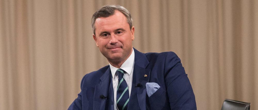 Kritik an Merkel: Österreichs Präsidentschaftskandidat Norbert Hofer