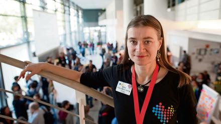 Anzeige nach Mahnwache. Anke Domscheit-Berg muss sich wegen einer angeblichen Attacke auf Polizisten vor Gericht verantworten.
