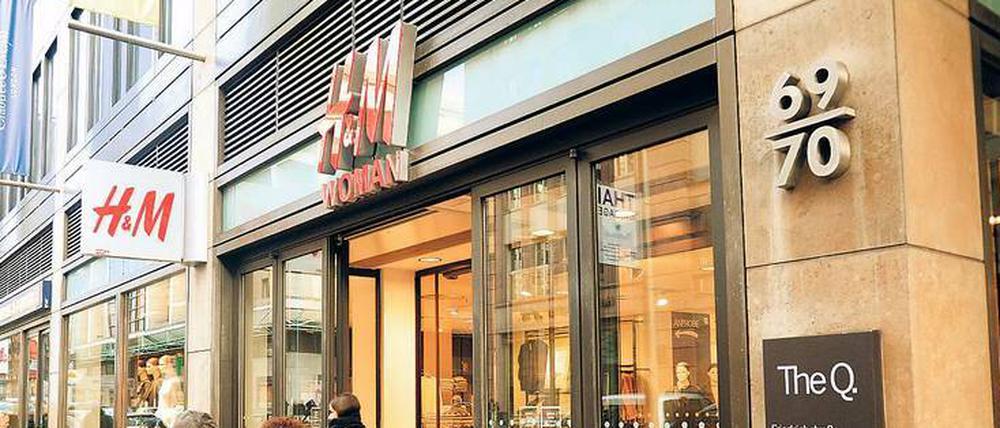Noch geöffnet. Diese Berliner Filiale der Modekette Hennes & Mauritz soll, wie verschiedene Quellen berichteten, demnächst schließen. Das Unternehmen bestätigte das noch nicht.