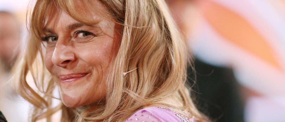 Nastassja Kinski soll bereits mündlich zugesagt haben.