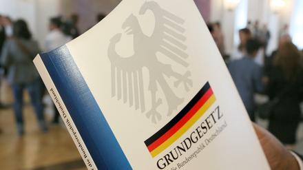 Vierzehn Artikel im Grundgesetz sollen geändert werden.