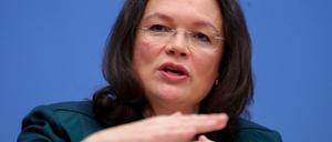 Andrea Nahles (46) ist seit fast drei Jahren Ministerin für Arbeit und Soziales. Von 2009 bis 2013 war sie SPD-Generalsekretärin. 