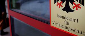 Im Fokus: Dass sich Islamisten beim Verfassungsschutz einschleusen können, alarmiert den Geheimdienst und die Politik.