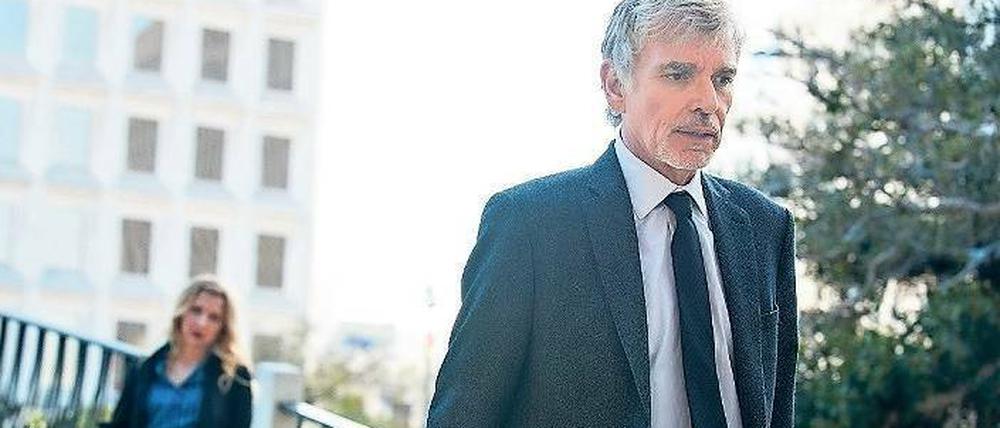 Zu voller Form. Anwalt Billy McBride (Billy Bob Thornton) ist im Grunde fertig mit der Welt, aber wenn die Welt noch mal was von ihm will, kann er nicht Nein sagen.