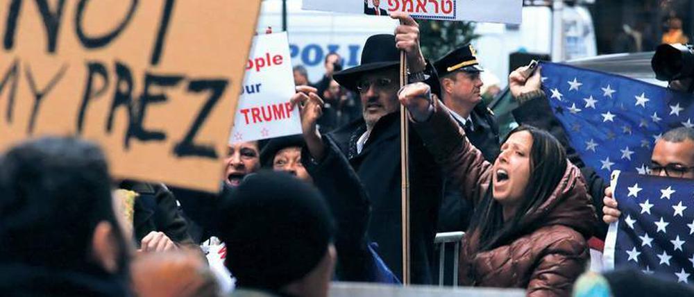 Im ganzen Land demonstrieren Menschen gegen Donald Trump. Doch Neuwahlen sind höchst unwahrscheinlich.