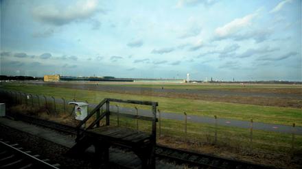 Was eine öde Einöde. Im Winter ist das Tempelhofer Feld reine Platzverschwendung, oder?