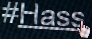 Hetzen durch die Netze - mit Meinungsrobotern, so genannten Social Bots, geht es noch besser.