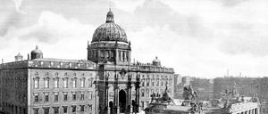 Westfassade mit Eosanderportal und klassizistischer Kuppel, rechts das Kaiser-Wilhelm-Nationaldenkmal, um 1900.