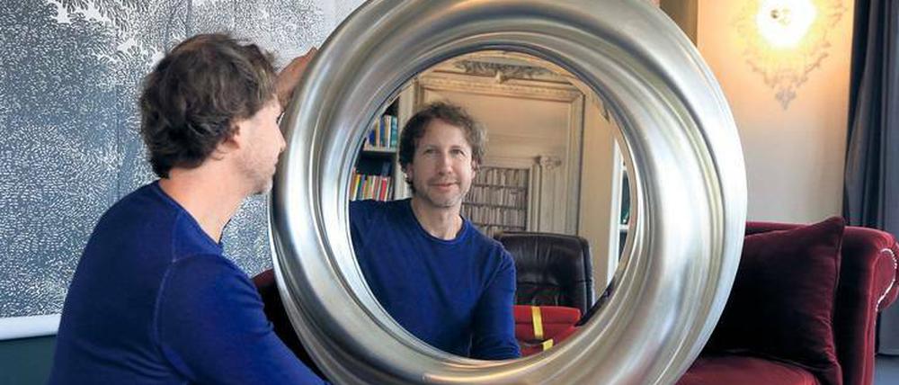 Ziemlich bewusst. Hypnotiseur Nikolai Hanf-Dressler versetzt Klienten in Trance – und gilt als sehr ehrgeizig.